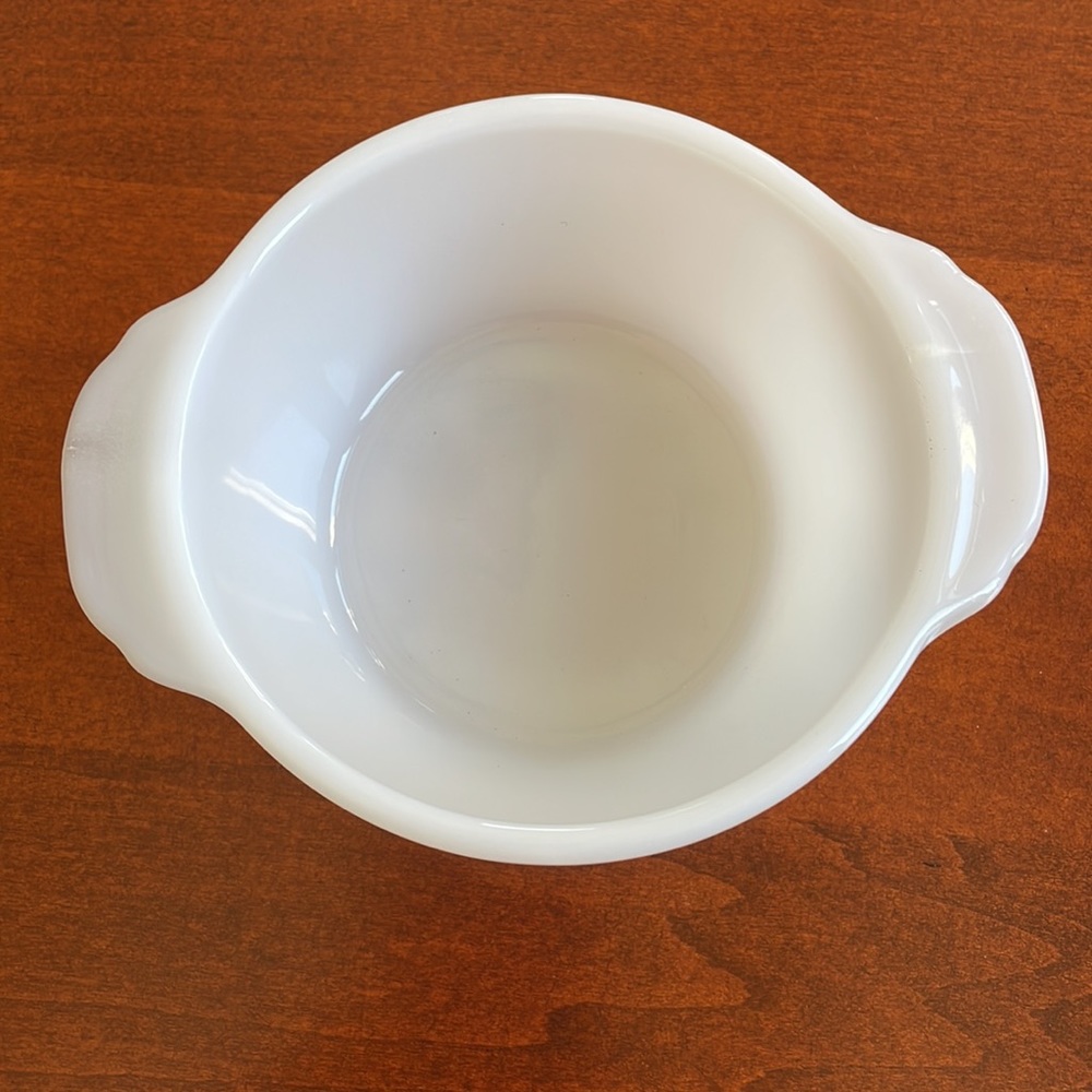 Vintage Fire King 8 oz bowl